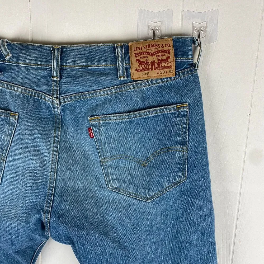 Levi's 501 Original Fit Jeans Men’s 38x32 Blue Straight Leg Button Fly Denim
